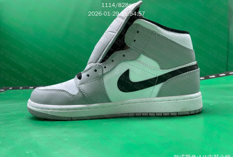 Air Jordan 1 Nike Mid Cinza DT BATCH 3