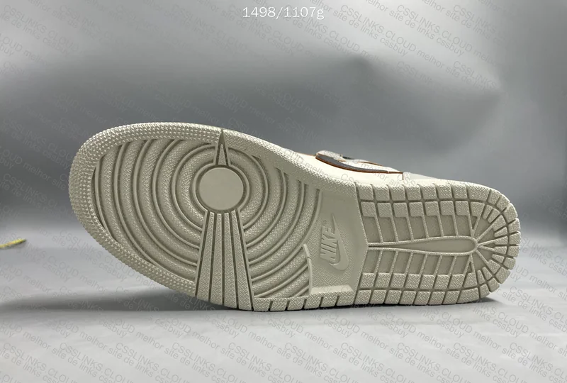 Air Jordan 1 NYC To Paris 4