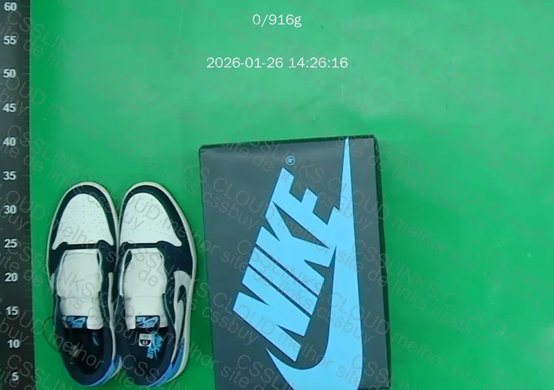 Air Jordan 1 Obsidian 8