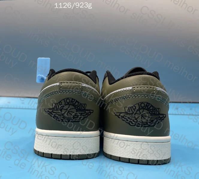 Air Jordan 1 Olive 3