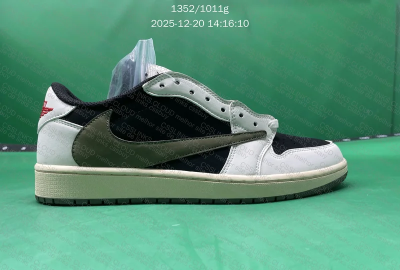 Air Jordan 1 Olive Travis Scott 3
