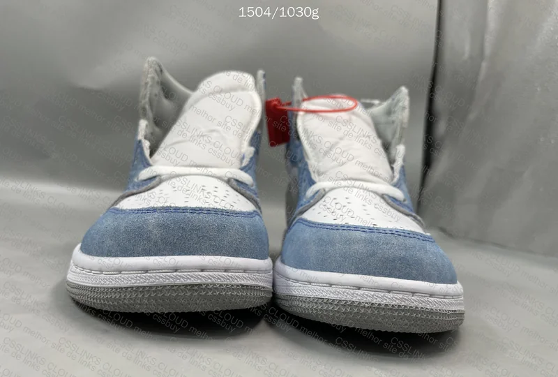 Air Jordan 1 OVO 2