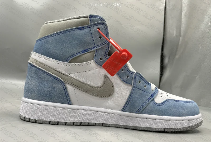 Air Jordan 1 OVO 4