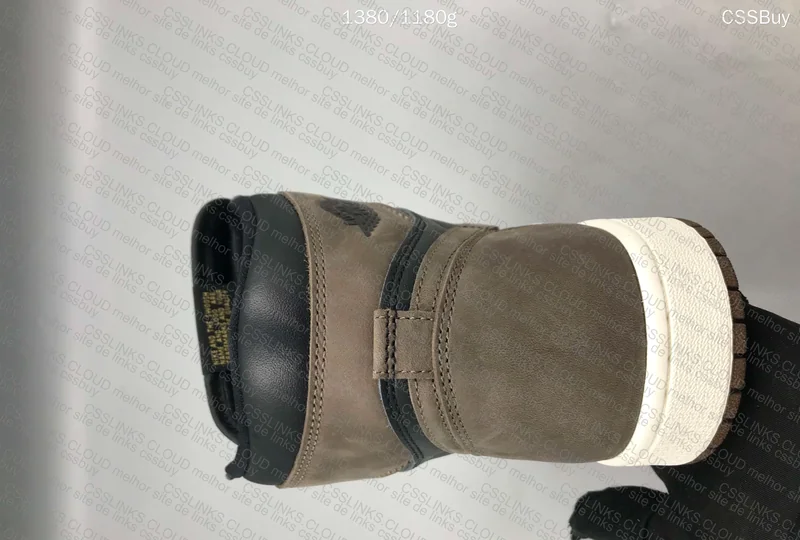 Air Jordan 1 Palomino 4