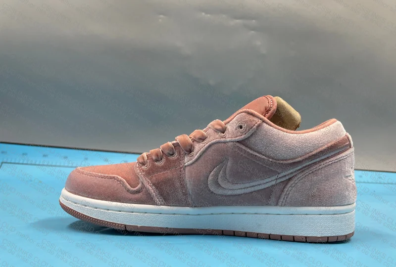 Air Jordan 1 Pink 6