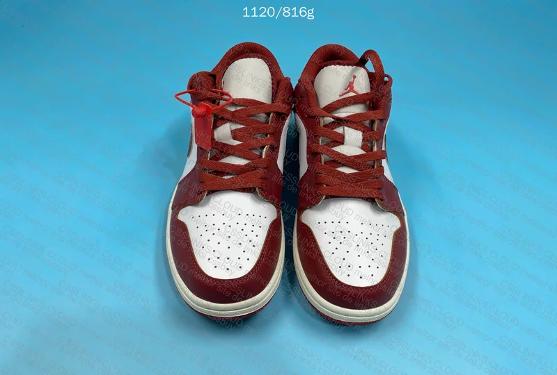 Air Jordan 1 Red 3