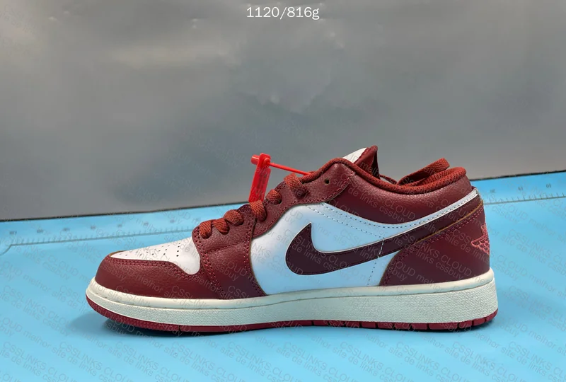 Air Jordan 1 Red 5