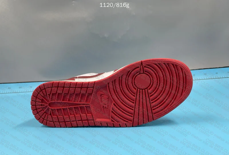 Air Jordan 1 Red 8