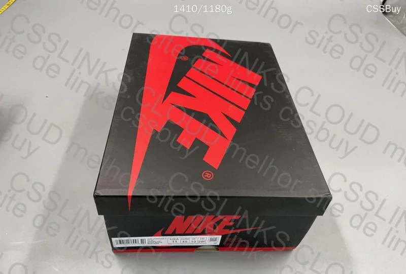 Air Jordan 1 Retro High Dark Mocha 9