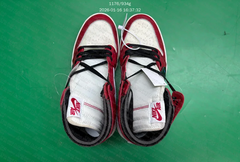 Air Jordan 1 Retro High Off-White Chicago 2