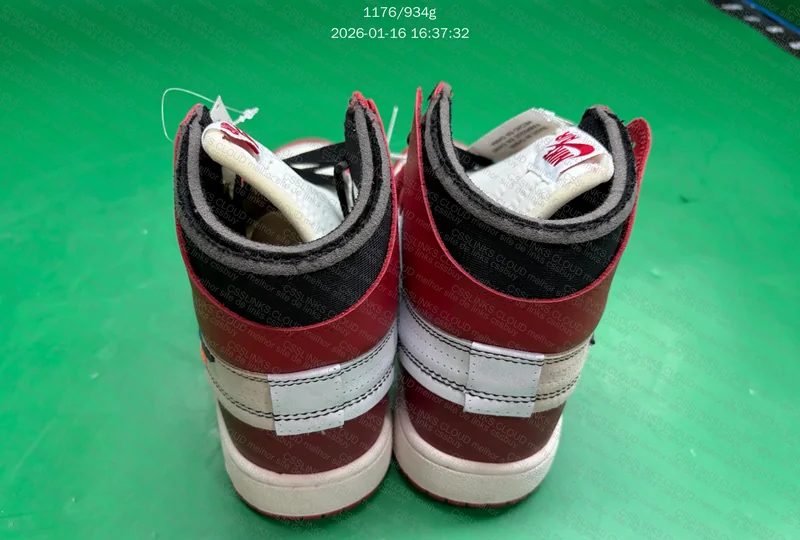Air Jordan 1 Retro High Off-White Chicago 6