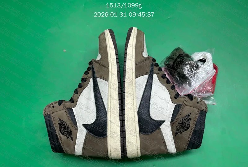 Air Jordan 1 Retro High OG SP Travis Scott Mocha (CD4487-100) 5
