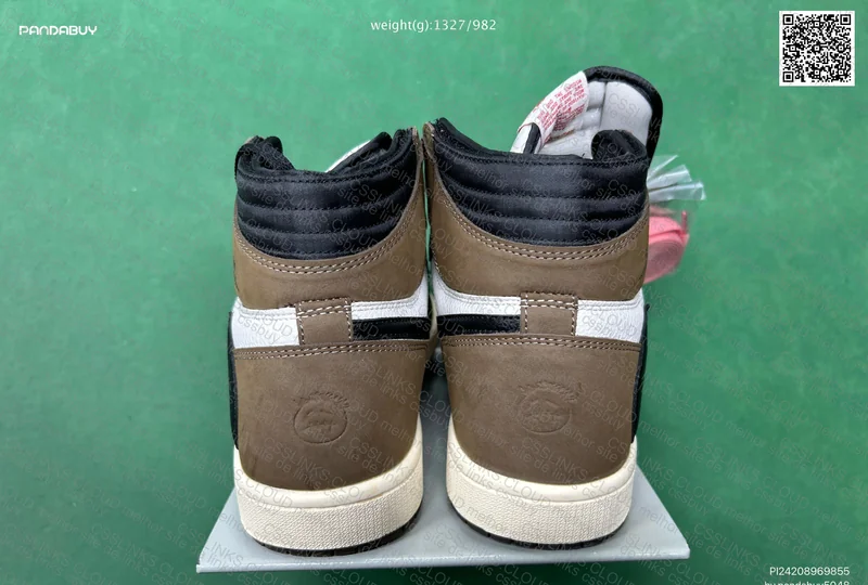 Air Jordan 1 Retro High Travis Scott 2