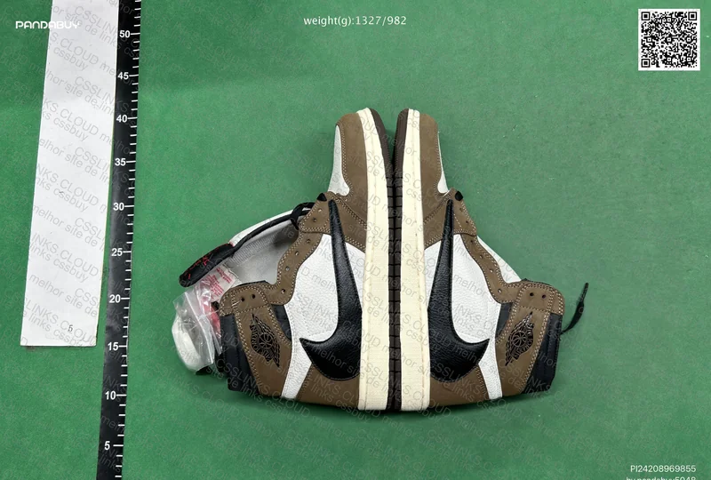 Air Jordan 1 Retro High Travis Scott 5