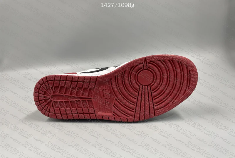Air Jordan 1 Retro Low 9