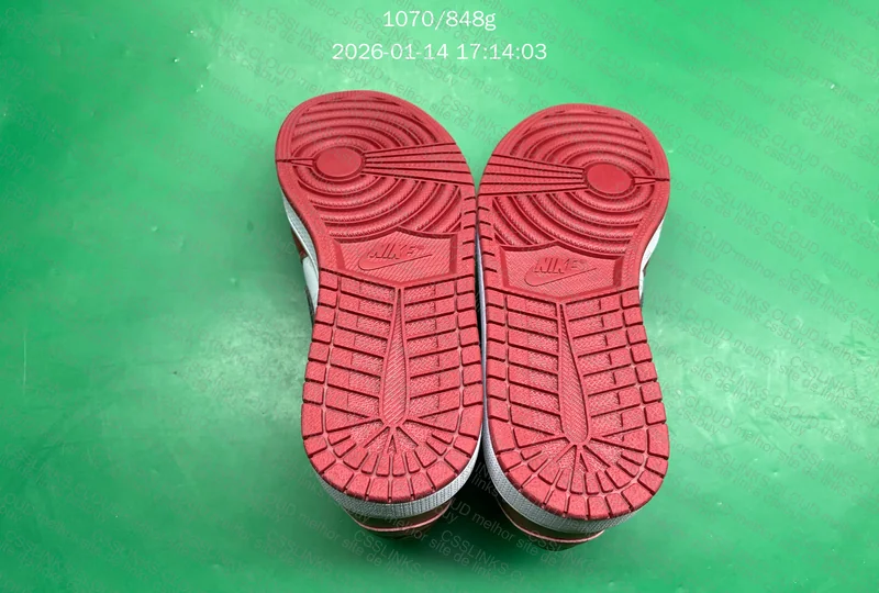 Air Jordan 1 Retro Low Chicago (2016) (705329-600)