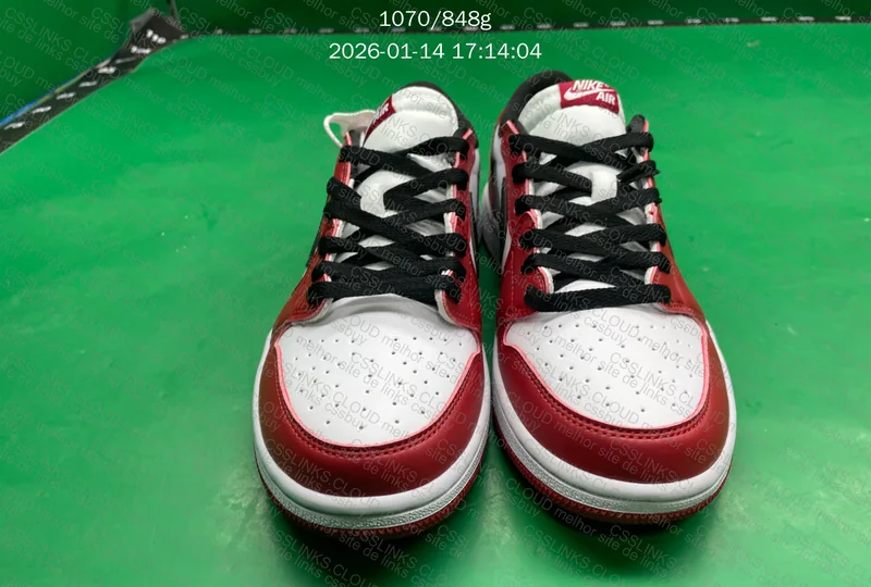 Air Jordan 1 Retro Low Chicago (2016) (705329-600) 7