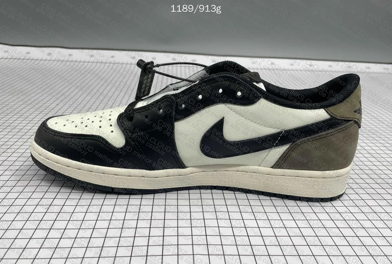 Air Jordan 1 Retro Low OG Mocha 6