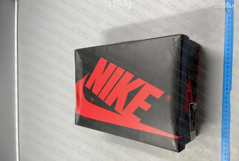 Air Jordan 1 Retro Low OG x Zion Williamson 'Voodoo' 8