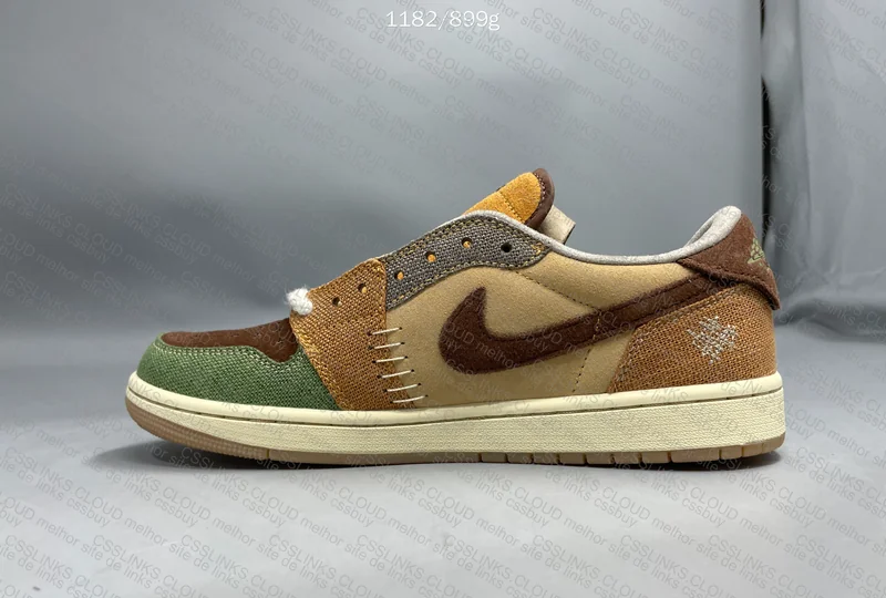 Air Jordan 1 Retro Low OG 'Voodoo' 8