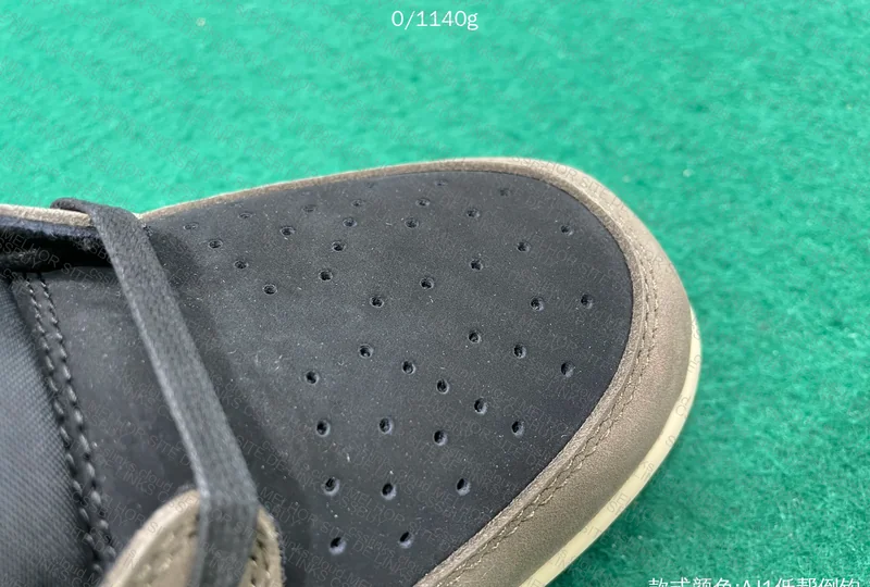 Air Jordan 1 Retro Low Travis Scott 6