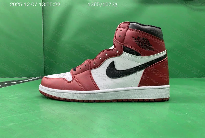 Air Jordan 1 Retro OG 6