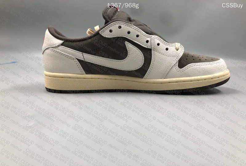 Air Jordan 1 Reverse Mocha 3