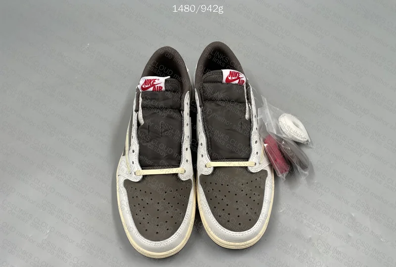 Air Jordan 1 Reverse Mocha