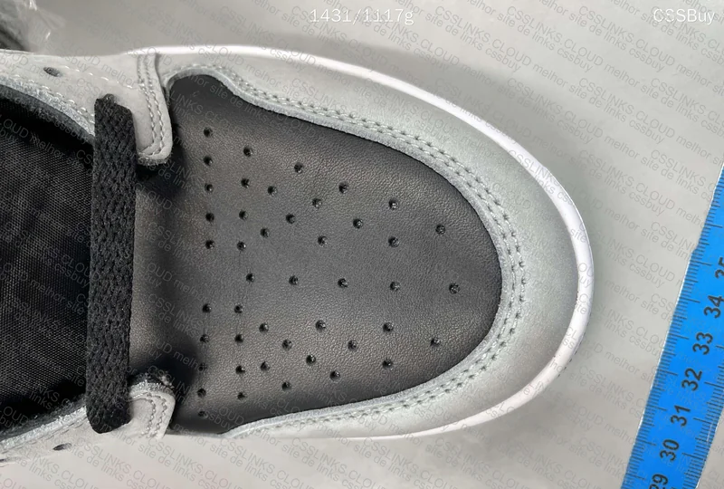 Air Jordan 1 (Shadow 2.0) 9