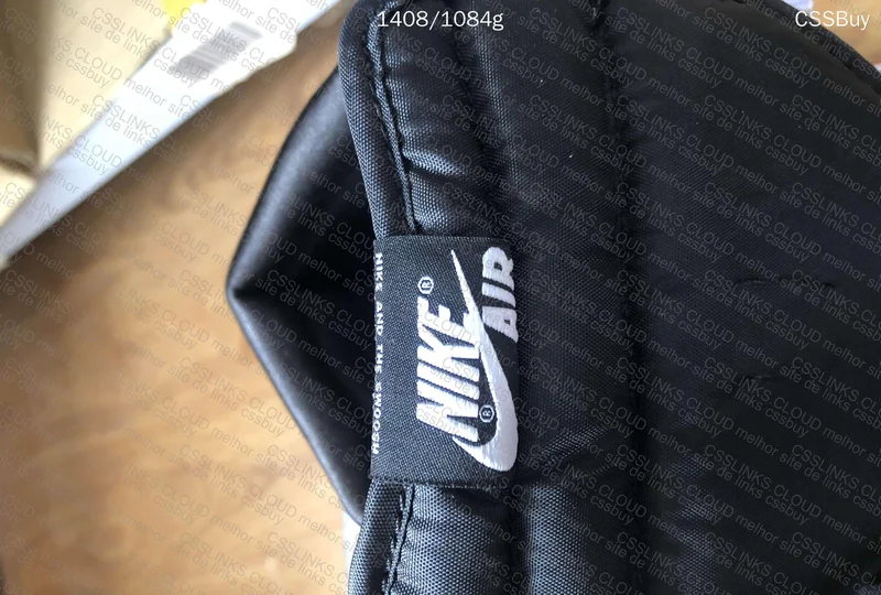 Air Jordan 1 Silver Toes