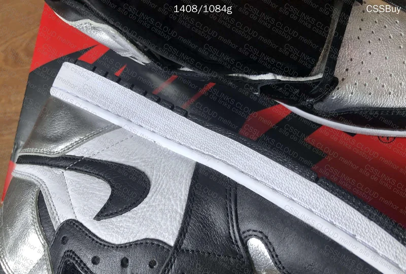 Air Jordan 1 Silver Toes 2