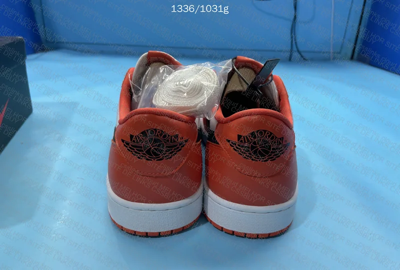 Air Jordan 1 - Starfish 4