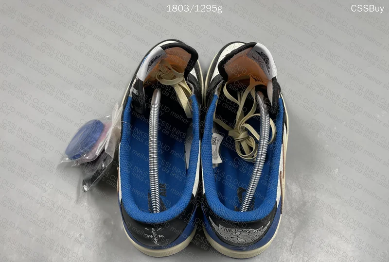 Air Jordan 1 Travis Low Fragment 10