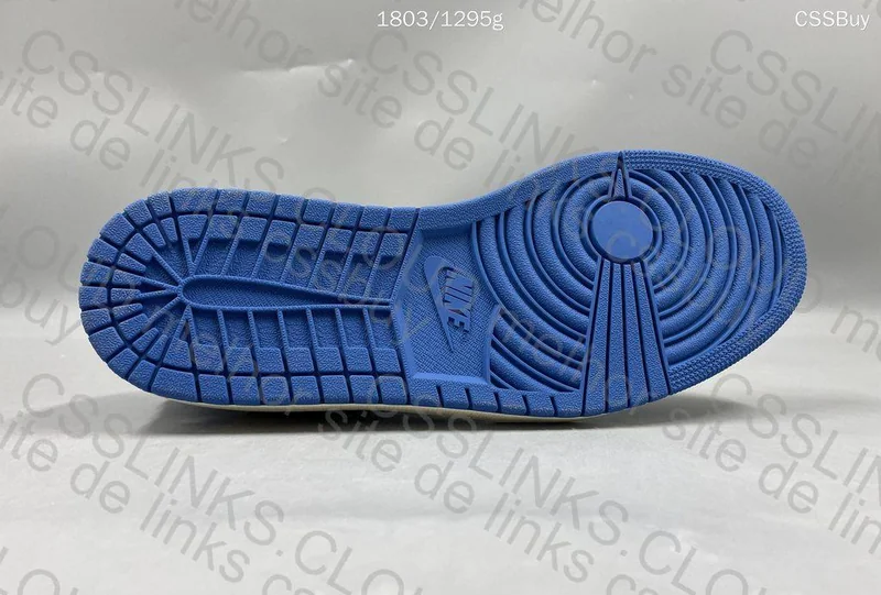 Air Jordan 1 Travis Low Fragment 11