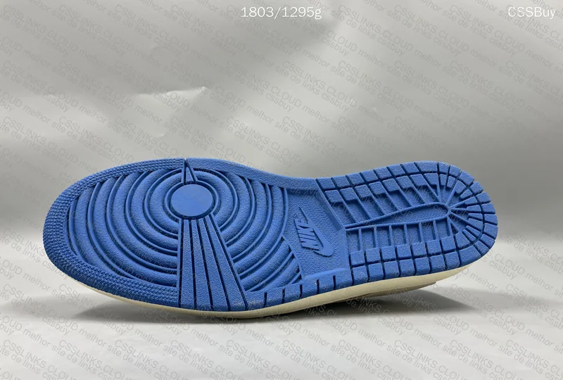 Air Jordan 1 Travis Low Fragment 5