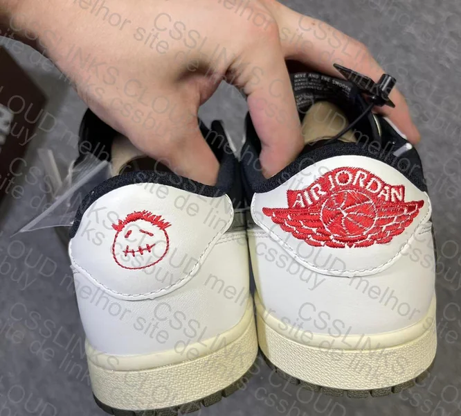 Air Jordan 1 Travis Scott 5