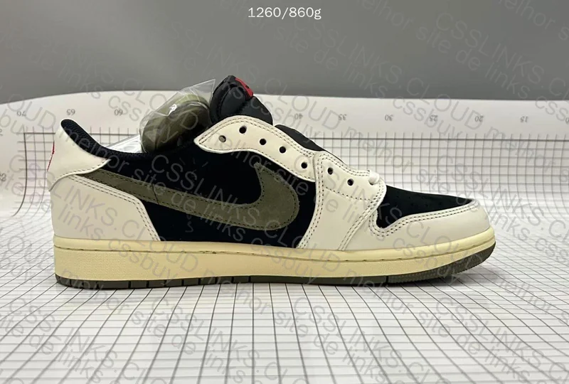 Air Jordan 1 Travis Scott 3