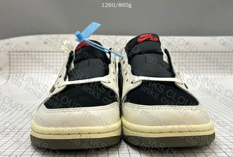 Air Jordan 1 Travis Scott 7