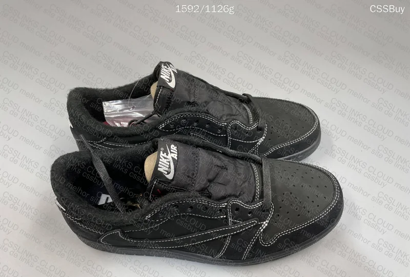 Air Jordan 1 Travis Scott - Black Phantom 11