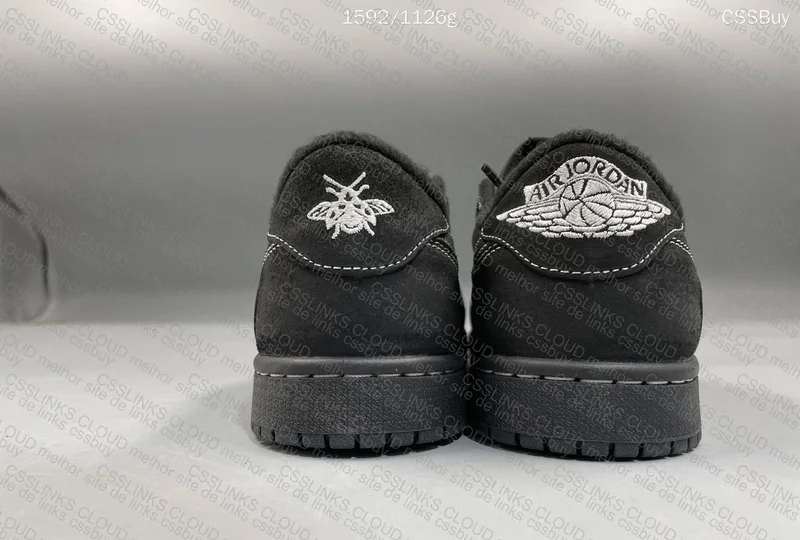 Air Jordan 1 Travis Scott - Black Phantom 6