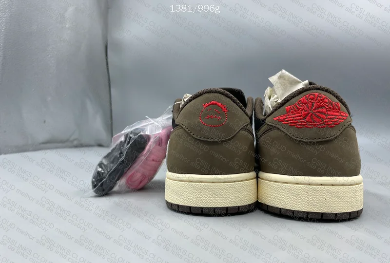 Air Jordan 1 Travis Scott "Dark Mocha" 5