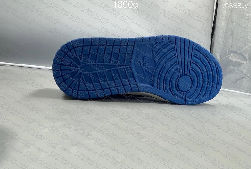 Air Jordan 1 Travis Scott Fragment 2