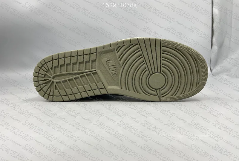 Air Jordan 1 Travis Scott Olive 8