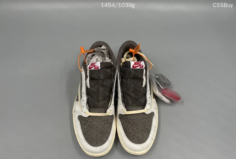 Air Jordan 1 Travis Scott Reverse Mocha