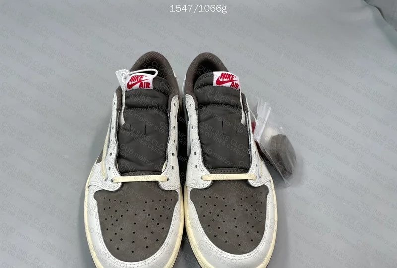Air Jordan 1 Travis Scott Reverse Mocha 3