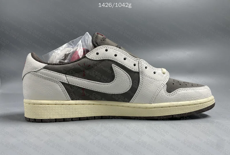 Air Jordan 1 Travis Scott Reverse Mocha 5