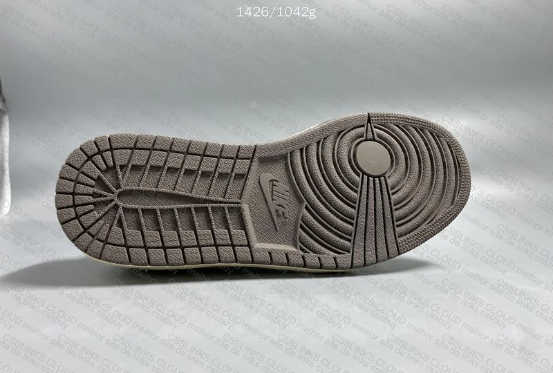 Air Jordan 1 Travis Scott Reverse Mocha 6