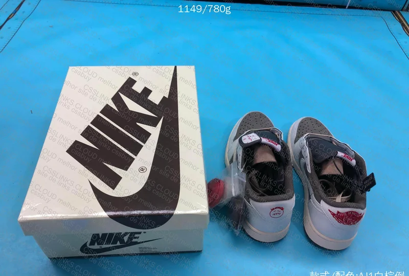 Air Jordan 1 Travis Scott Reverse Mocha