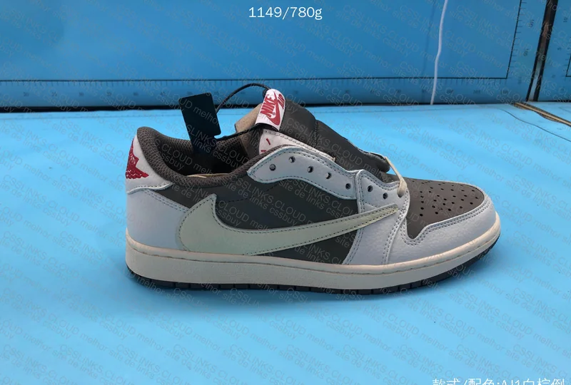Air Jordan 1 Travis Scott Reverse Mocha 7