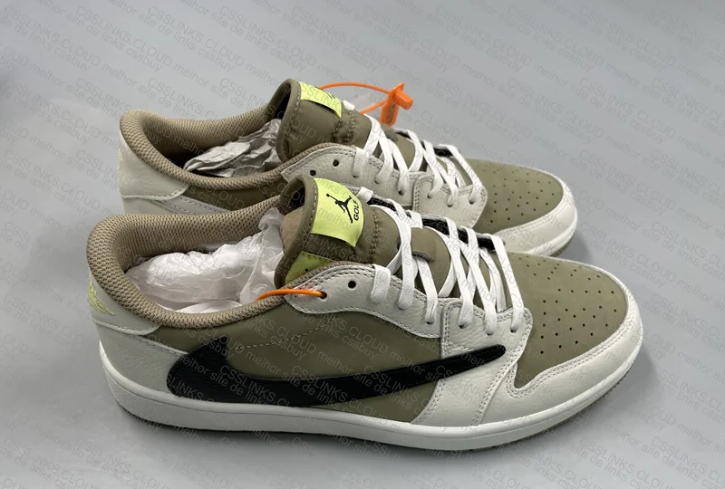 Air Jordan 1 Travis Scott x Golf
